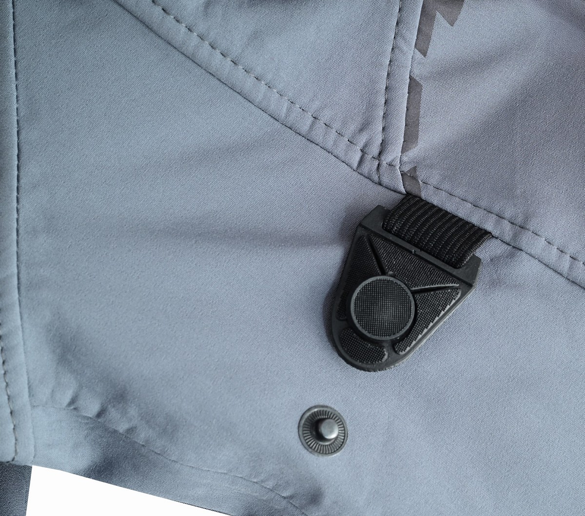 CHAQUETA DE MOTO UNISEX EN TEJIDO SOFTSHELL, NEOPRENO IMPERMEABLE, TÉRMICO Y PROTECTORES C.E.