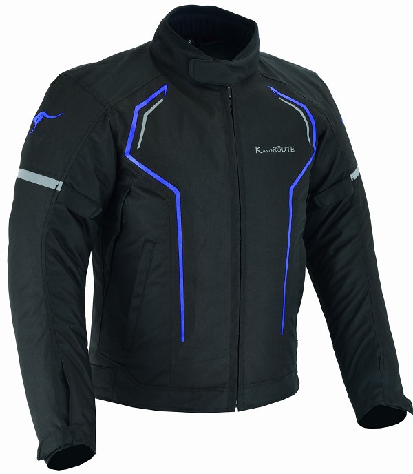 CHAQUETA DE MOTO EN POLIESTER TÉRMICO, IMPERMEABLE, TRANSPIRABLE CON PROTECCIONES C.E. Y VENTILACIÓN DIRECTA