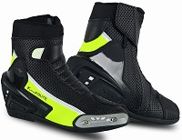 BOTAS DE MOTO DE CARRETERA ESTILO DEPORTIVO UNISEX, DE CAÑA CORTA/MEDIA, ULTRAPERFORADAS, CON HOMOLOGACIÓN CE Y EPI